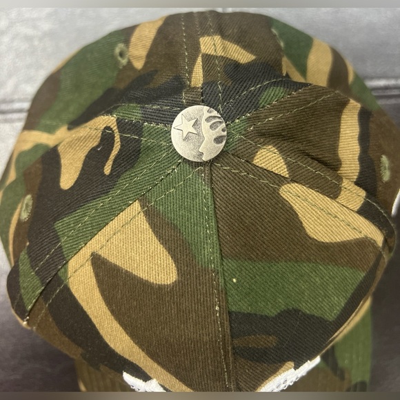 HELLSTAR Camo Rhinestone Logo Snapback Hat - Picture 6 of 11